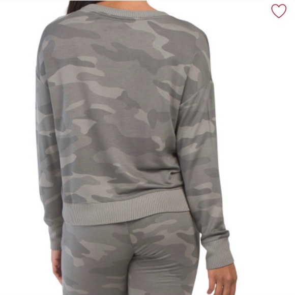 NWT Splendid Camo Pullover - Picture 3 of 10